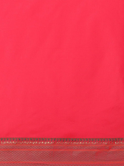 Vasthrlay Banarasi Jacquard Saree