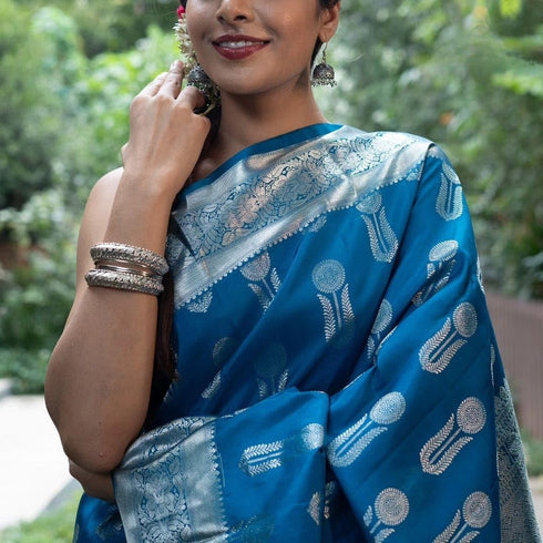 Vasthrlay Kanjivaram Wedding Saree