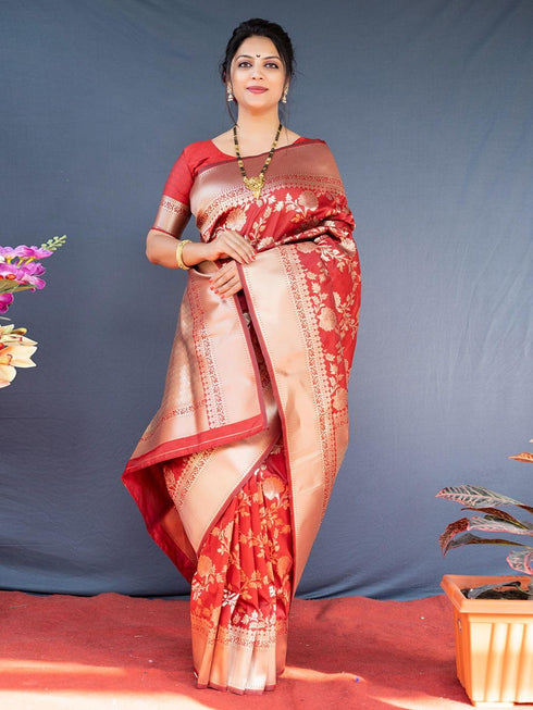 Vasthrlay Traditional Unstitched Saree