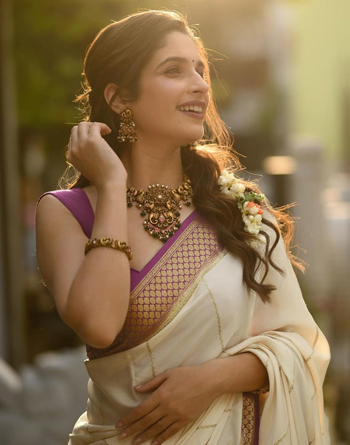 Vasthrlay Kanjivaram Jacquard Unstitched White Saree