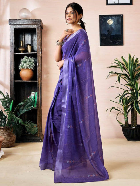 Vasthrlay Embroidery Scalloped Orange Saree
