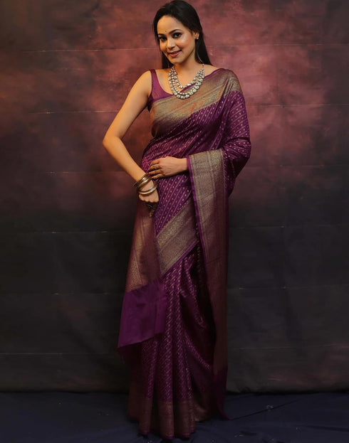 Vasthrlay Banarasi Kanjivaram Unstitched Teal Saree