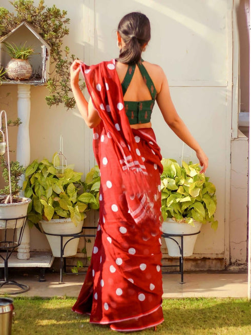 VasthrlayPrinted Unstitched Gold Free Ethnic Wear