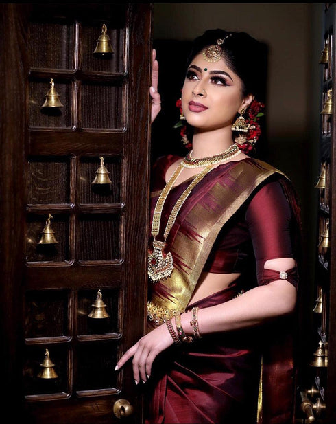 Vasthrlay Banarasi Unstitched Saree