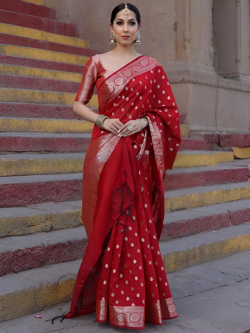 Vasthrlay Unstitched Saree