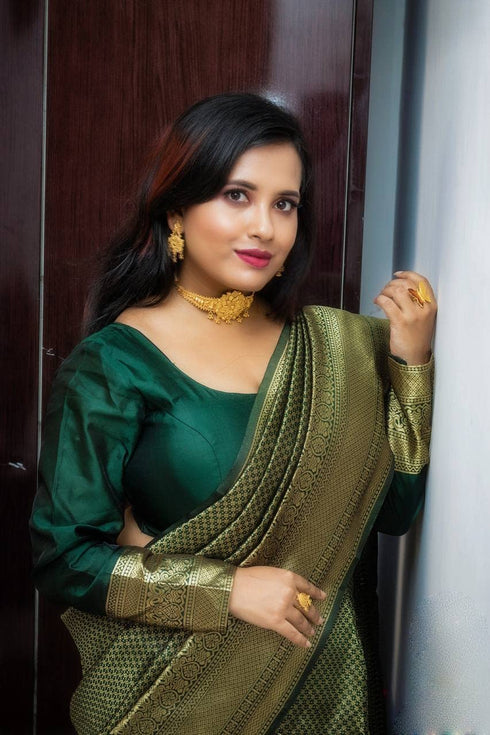 Vasthrlay Green Kanjivaram Saree