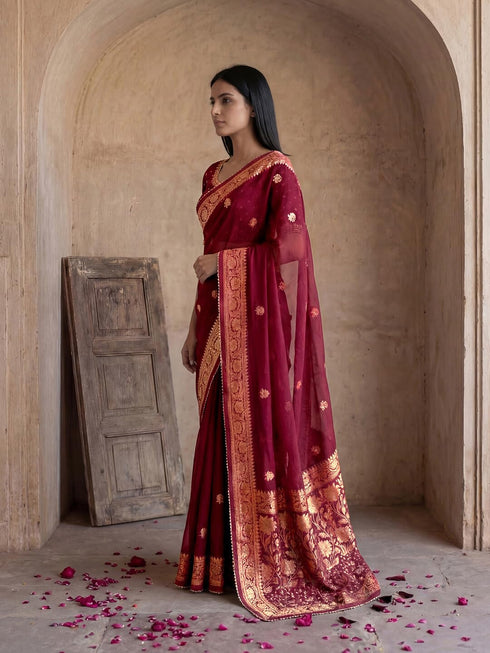 Vasthrlay Georgette Printed Unstitched Maroon Saree