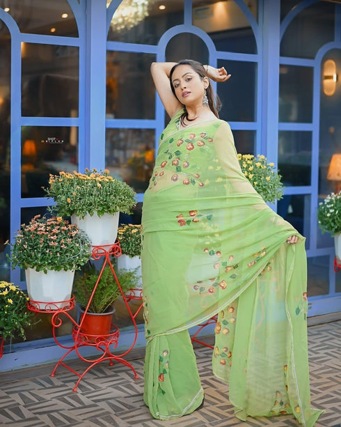 Vasthrlay Printed Lightweight Chiffon Shimmering