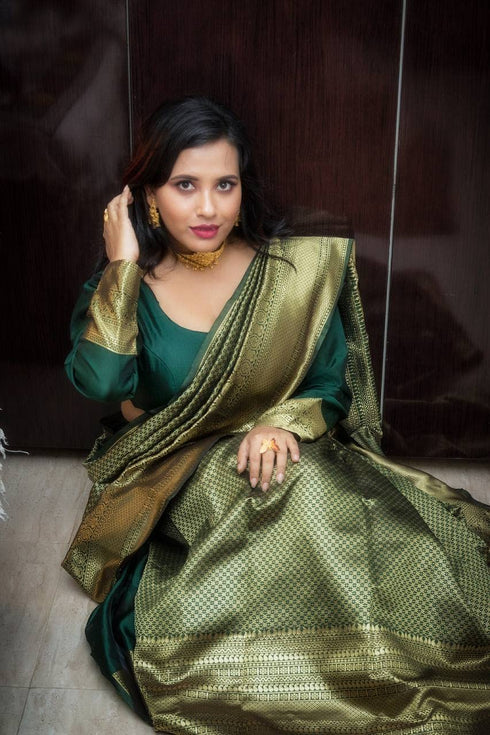 Vasthrlay Green Kanjivaram Saree