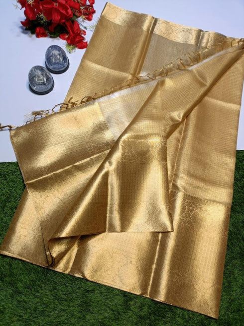 Vasthrlay Handwoven Wedding Saree