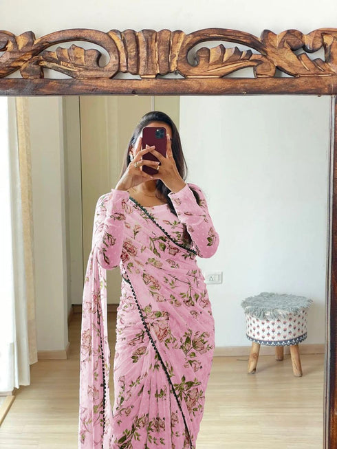 Vasthrlay Georgette Unstitched Saree