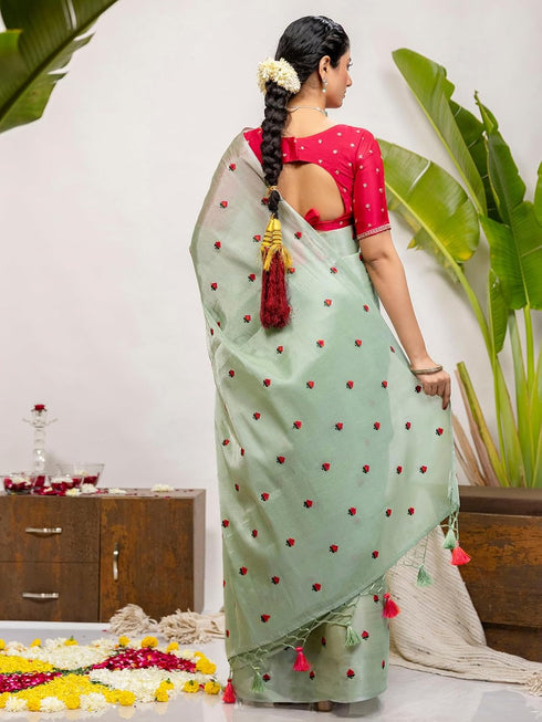 Vasthrlay Embroidery Gold Saree