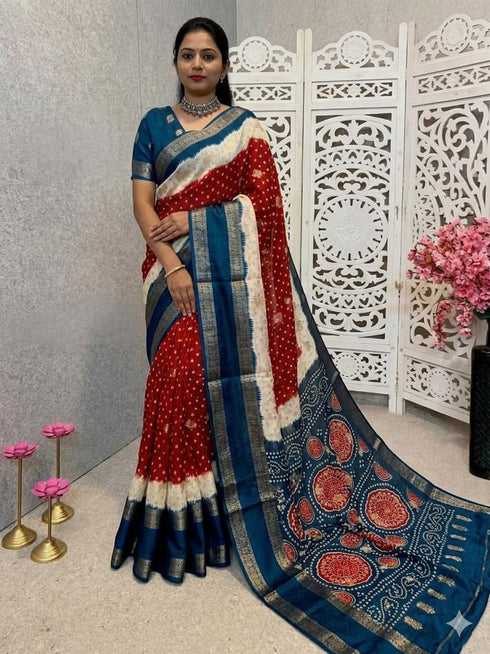 Vasthrlay Handloom Printed Unstitche Attache