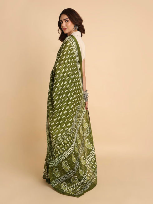 Vasthrlay Lightweight Breathable Traditional Printed Saree