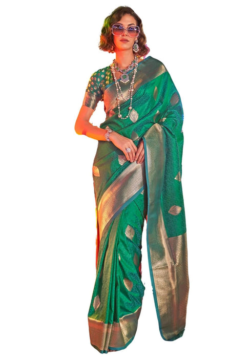 Vasthrlay Kanjivaram Handloom Golden Ethnic Wear