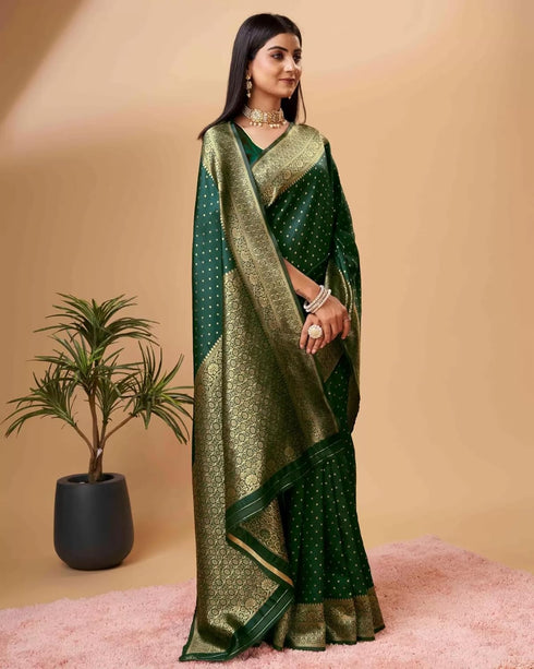 Vasthrlay Banarasi Saree Kanjivaram Collections