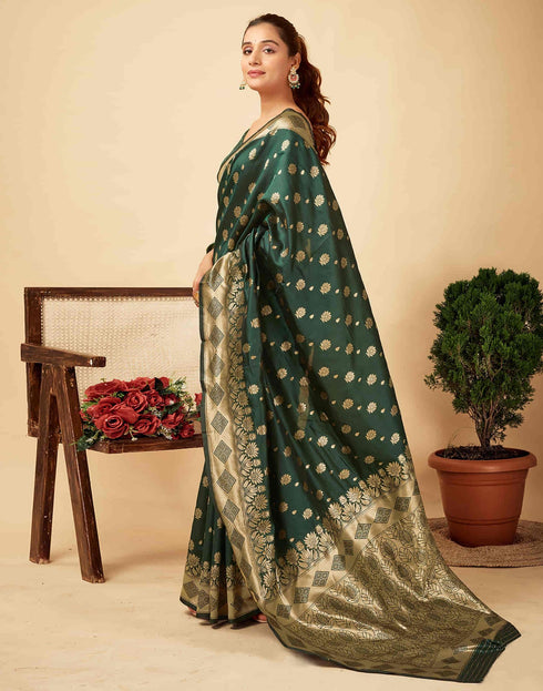 Vasthrlay Gold Banarasi Saree