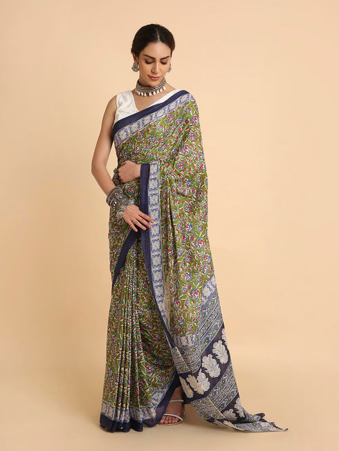 Vasthrlay Lightweight Breathable Traditional Printed Saree
