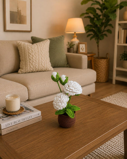 White Rose Crochet Flower Pot