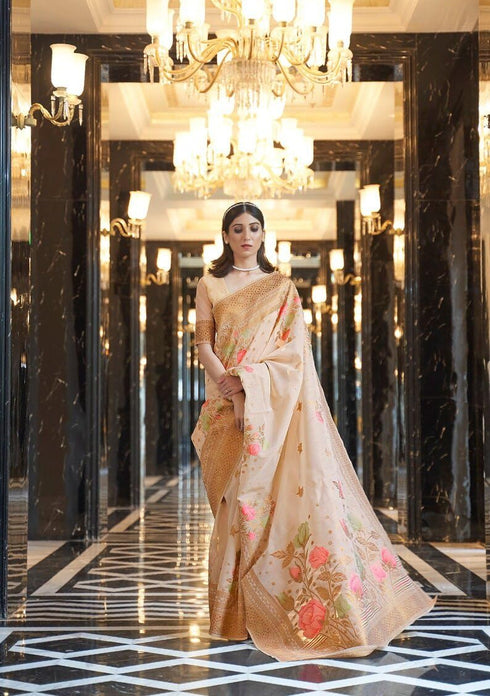 Vasthrlay Off White Banarasi Saree