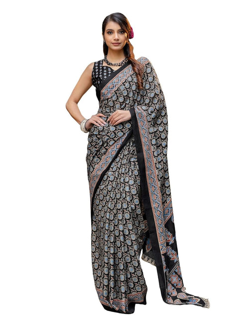 Vasthrlay Paisley Printed Red Saree