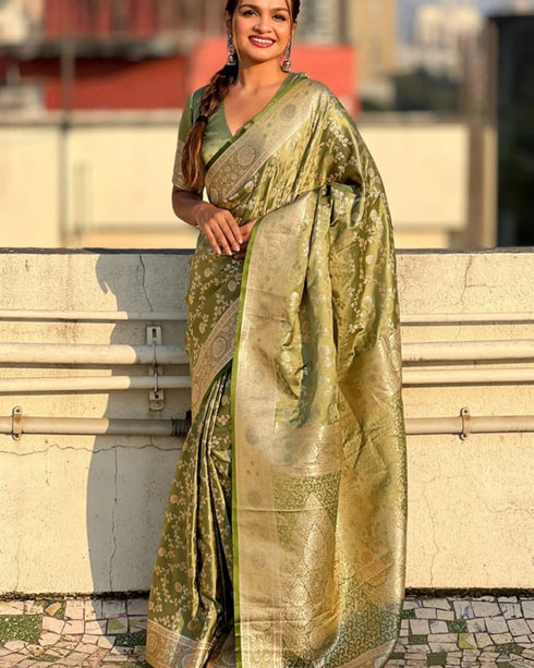 Vasthrlay Kanjivaram Traditional Saree