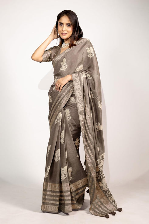 Vasthrlay Fashion Peacock Printed Ethnic Wear