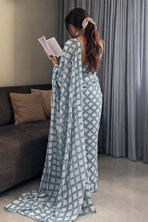 Vasthrlay Printed Pattern Elegant Lightweight