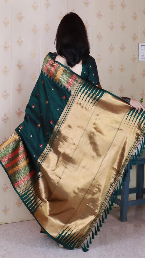 Vasthrlay Kanjivaram Handloom Kashmiri Ethnic Wear