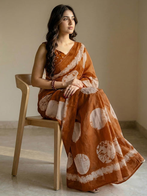Vasthrlay Printed Peach1 Saree