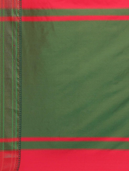 Vasthrlay Banarasi Jacquard Saree