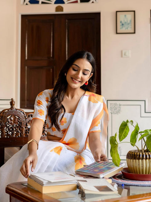 Vasthrlay Printed White Saree