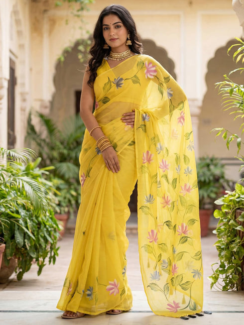 Vasthrlay Yellow Cotton Lightweight Ethnic Wear