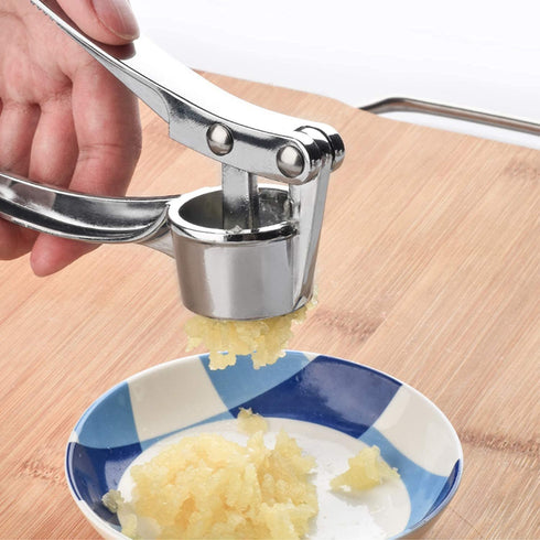 Garlic Crusher Presser Garlic Press Multi-Function Manual Portable Garlic Crusher Curved Garlic Ginger Mincer Stainless Steel Garlic Presser Grinding Slicer Squeeze Press Garlic