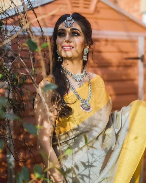 Vasthrlay Kanjivaram Wedding Saree