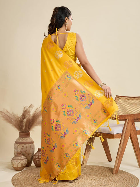 Vasthrlay Banarasi Jacquard Paithani