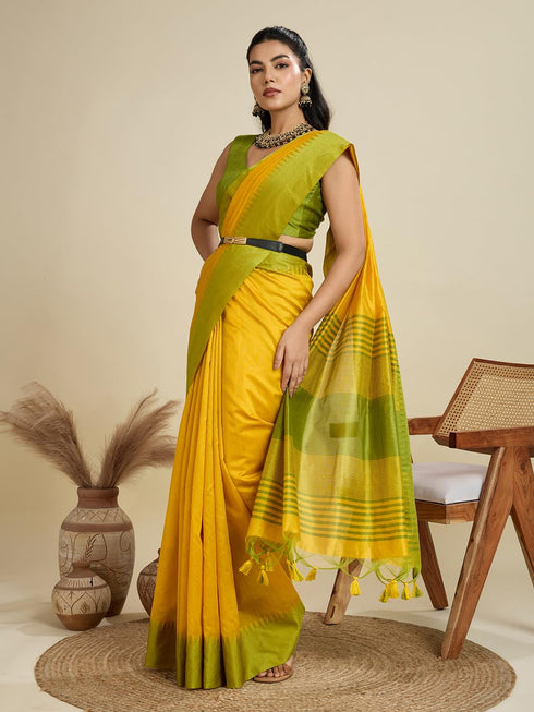 Vasthrlay Traditional Contrast Weaving