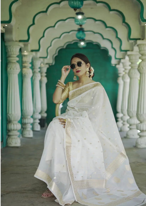 Vasthrlay Cotton Unstitched Saree
