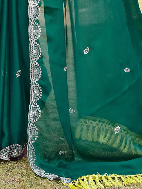 Vasthrlay Scalloped Embroidery Dark Saree
