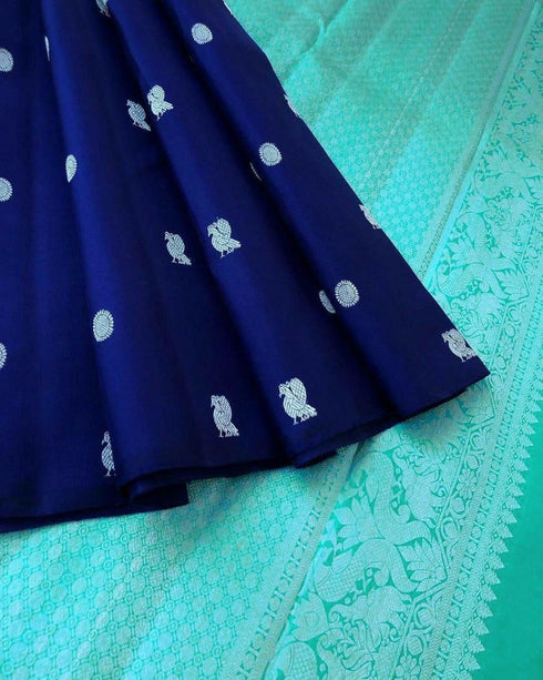 Vasthrlay Silver Banarasi Woven Saree