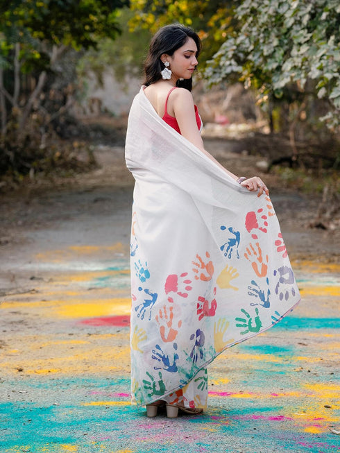 Vasthrlay Printed White Saree