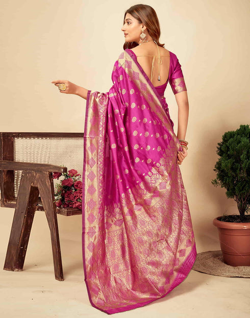 Vasthrlay Gold Banarasi Saree