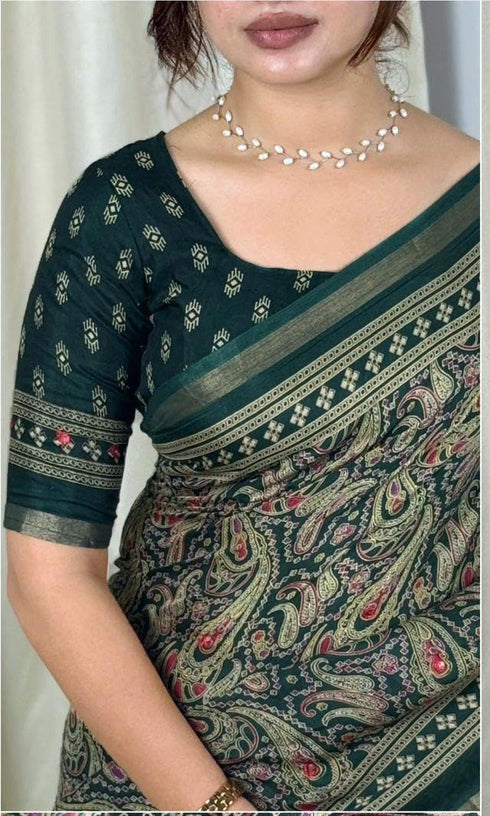 Vasthrlay Paisley Pattern Traditional Fastival