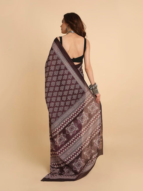 Vasthrlay Lightweight Breathable Traditional Printed Saree