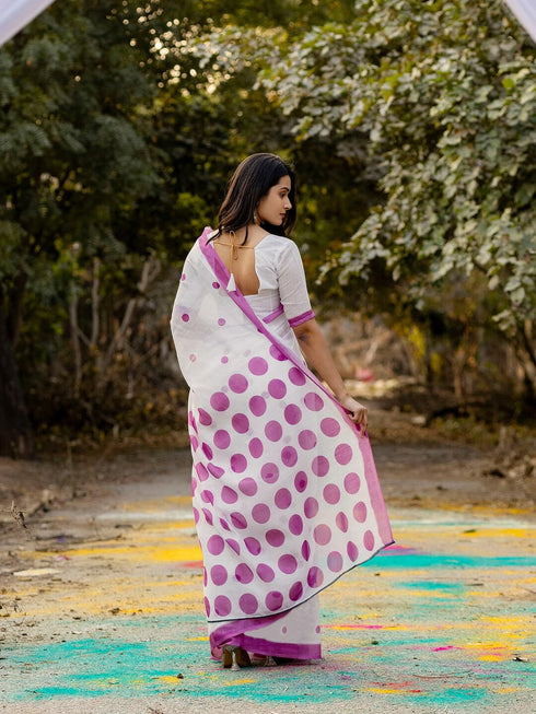 Vasthrlay Womens Printed Unstitched Off White Saree