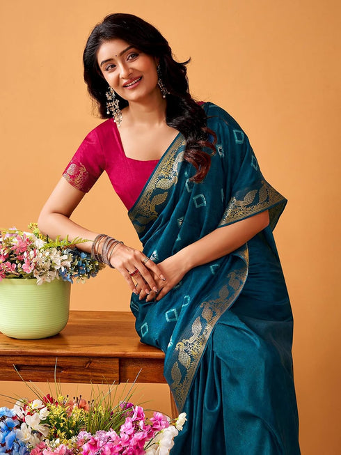 Vasthrlay Georgette Embroidery Red Saree