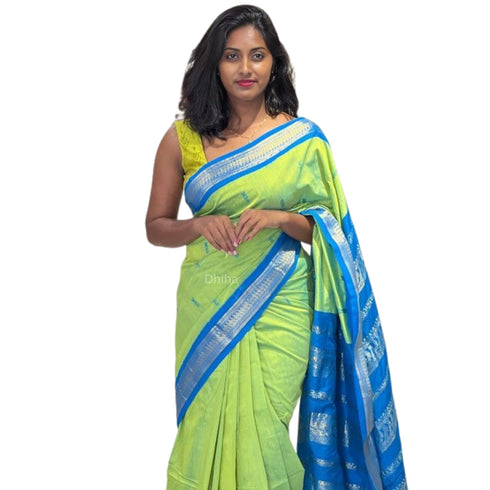 Vasthrlay Kanjivaram Tassels Saree