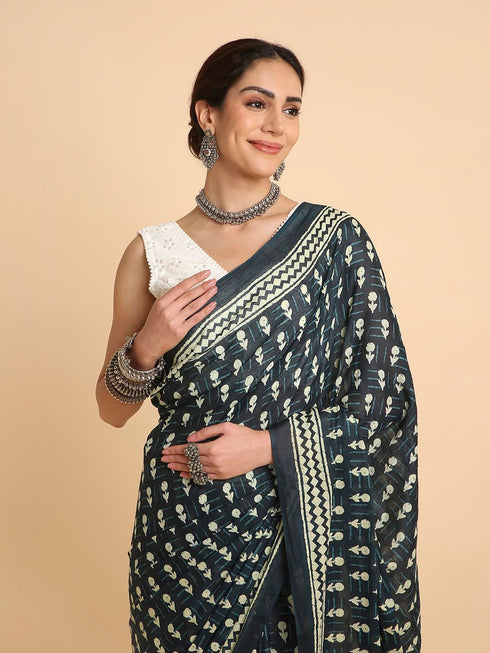Vasthrlay Lightweight Breathable Traditional Printed Saree