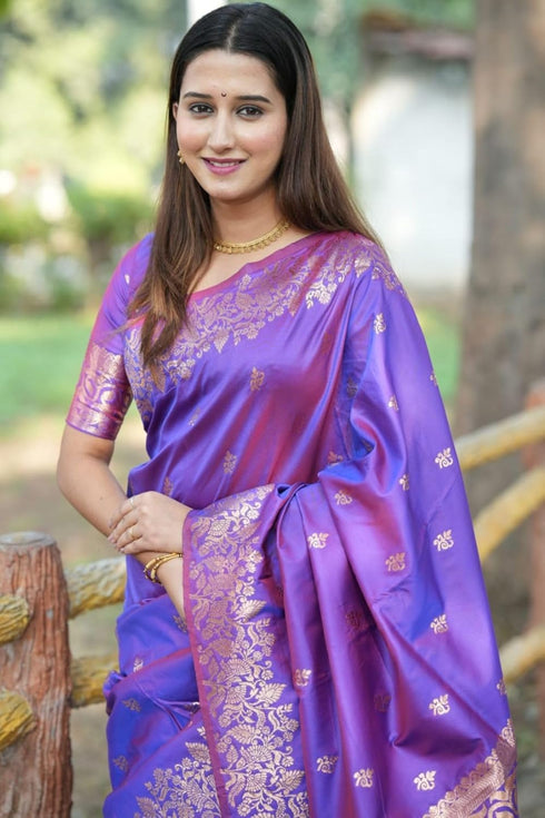 Vasthrlay Kanjivaram Handloom Golden Ethnic Wear