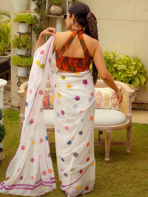 Vasthrlay Printed Unstitched Saree